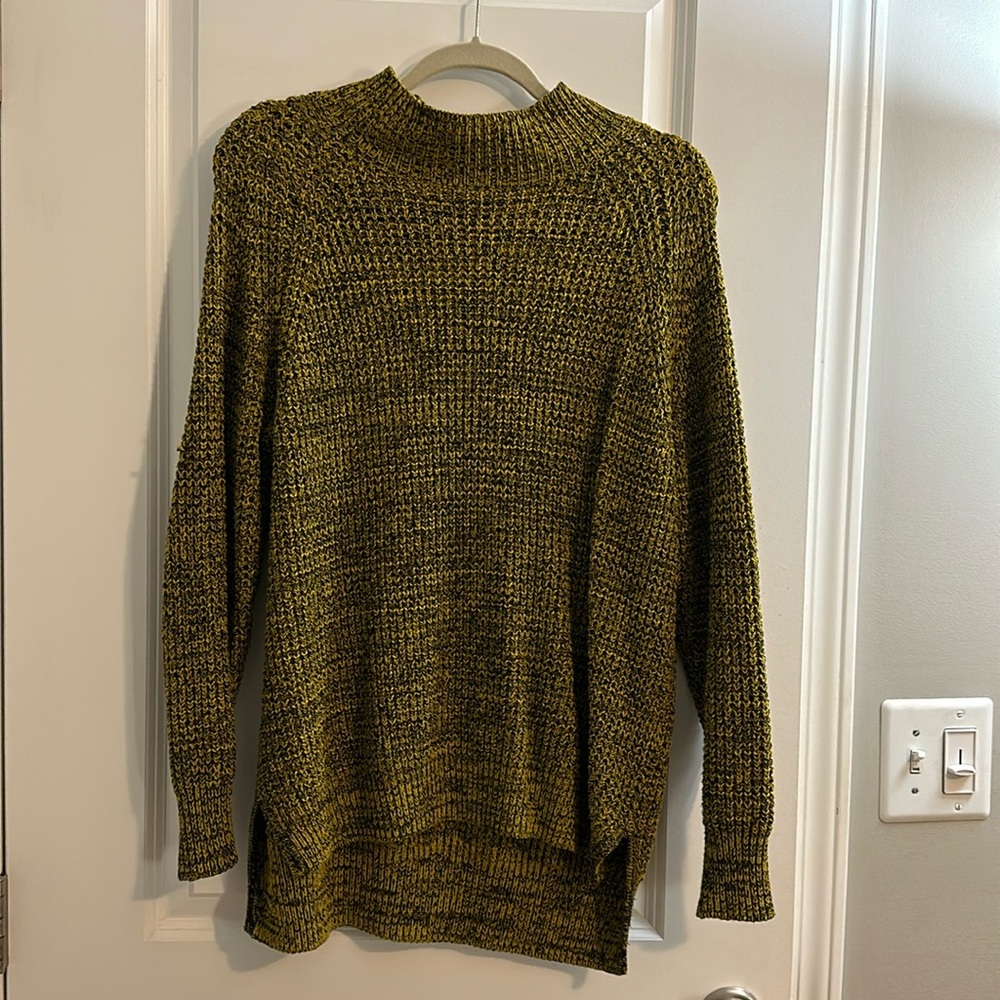 BDG sweater